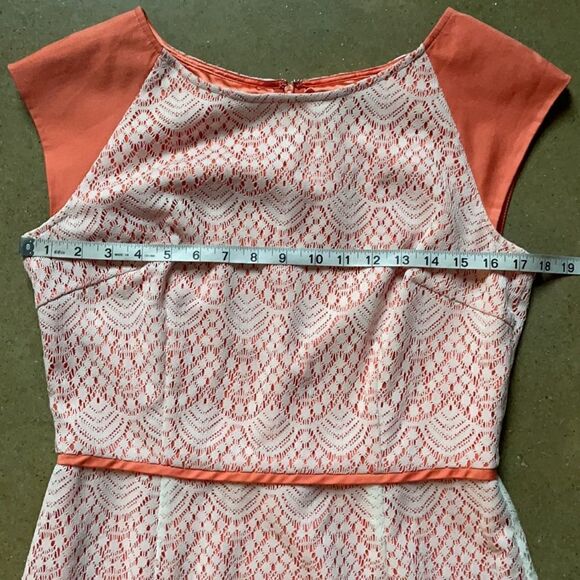 Alex Marie Peach Dress with White Lace Overlay, Cap Sleeves (Size: 8) - Picture 14 of 15